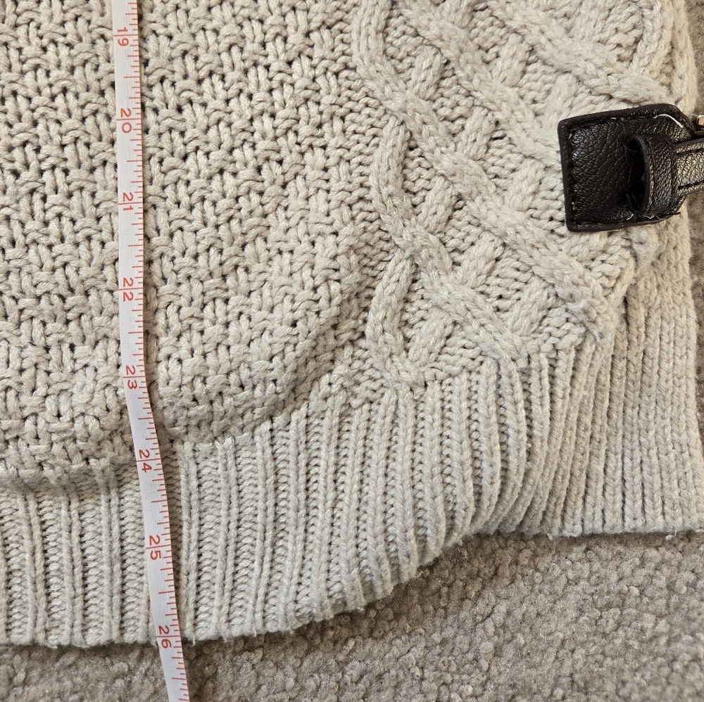 CLICHÉ COUTURE Shawl Neck Cream Cable Knit Sleeveless Wool Sweater Size Large - Picture 10 of 12